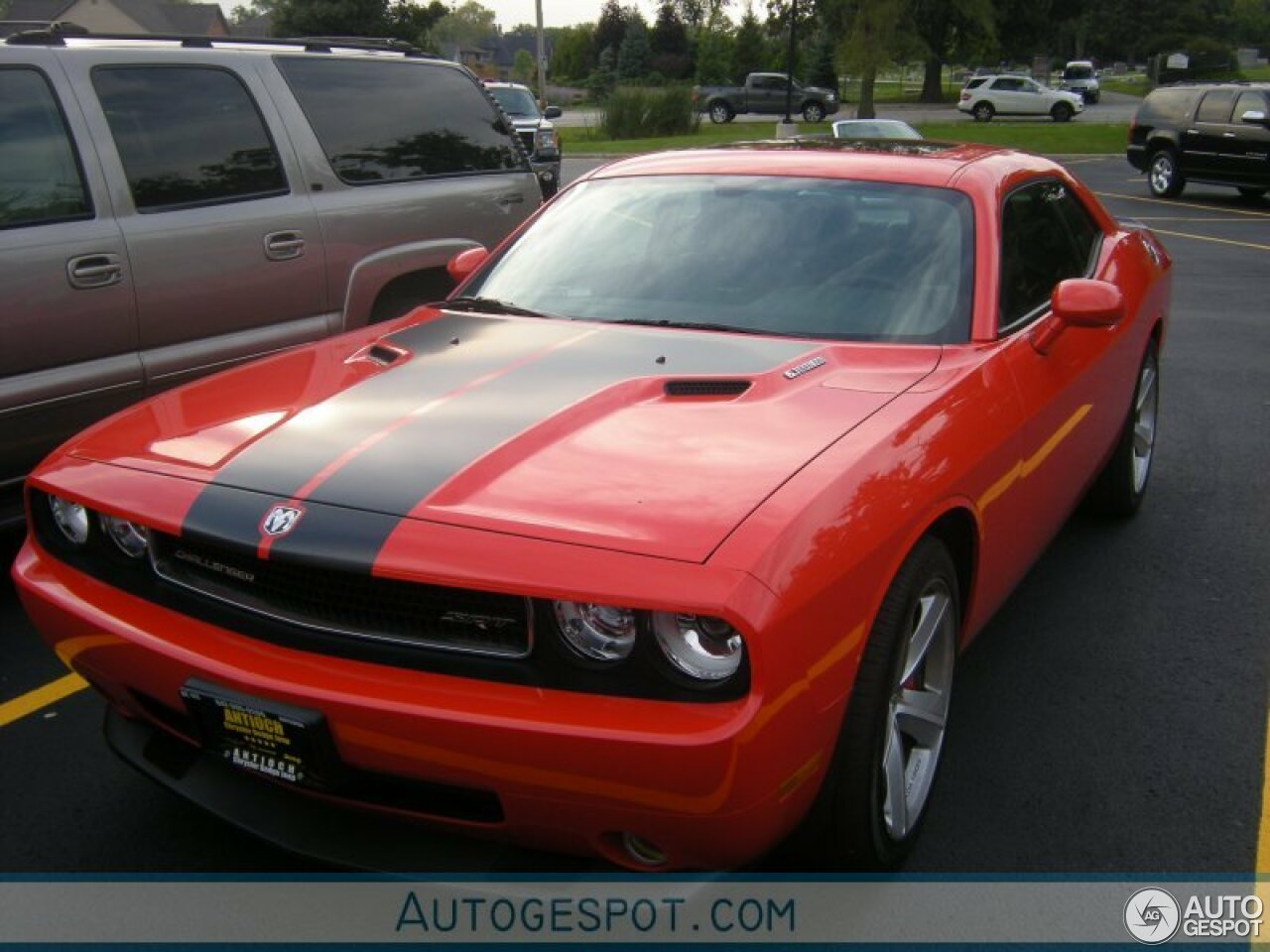 Dodge Challenger SRT-8