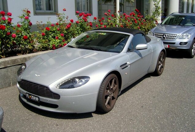 Aston Martin V8 Vantage Roadster