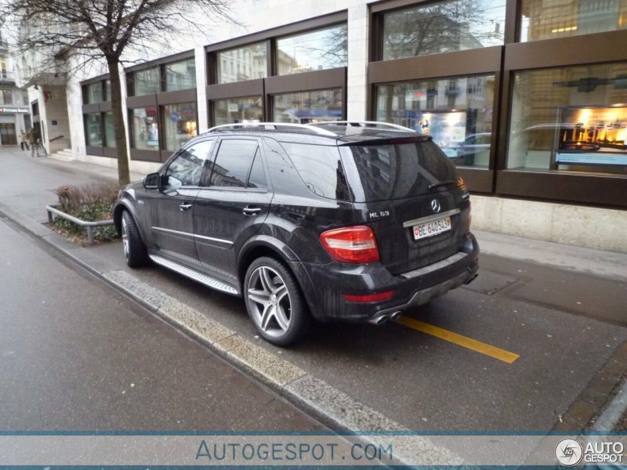 Mercedes-Benz ML 63 AMG 10th Anniversary