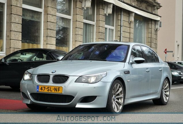 BMW M5 E60 2005