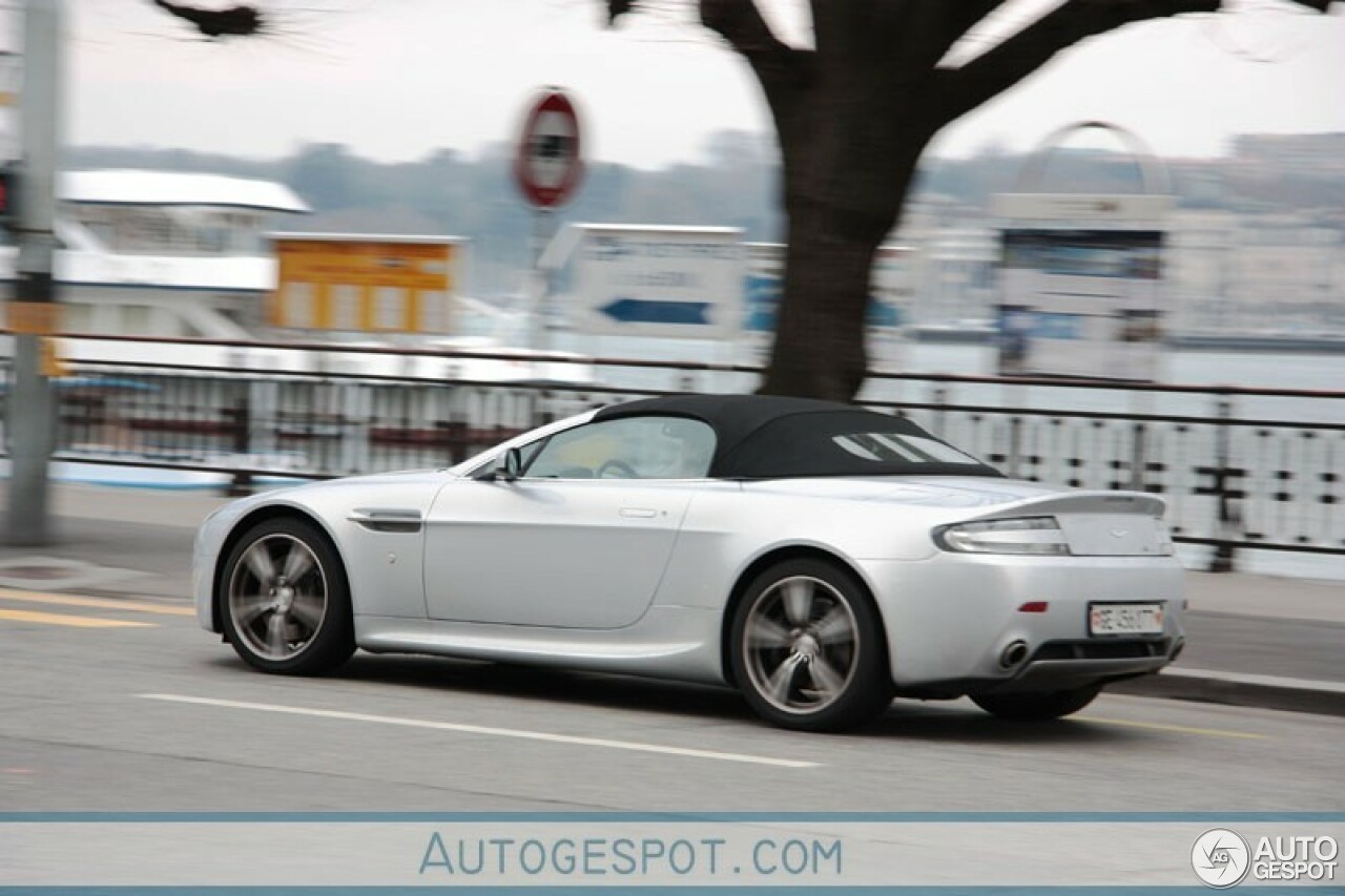 Aston Martin V8 Vantage N400 Roadster