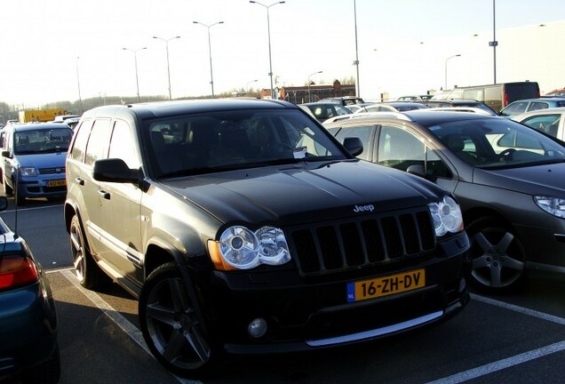 Jeep Grand Cherokee SRT-8 2005