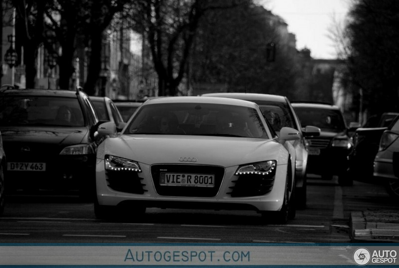 Audi R8