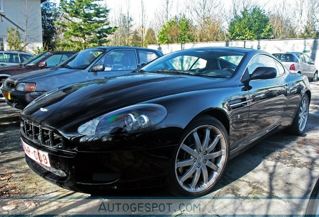 Aston Martin DB9