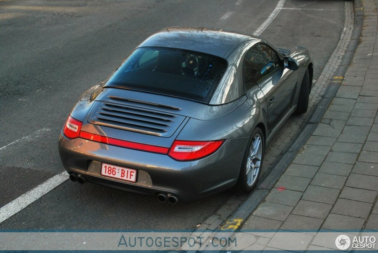 Porsche 997 Carrera 4S Cabriolet MkII