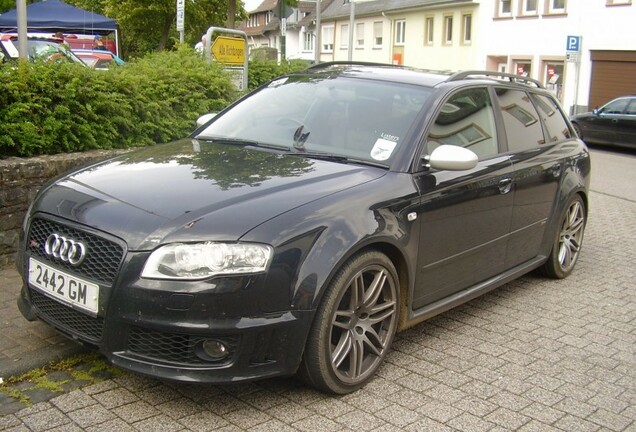 Audi RS4 Avant B7