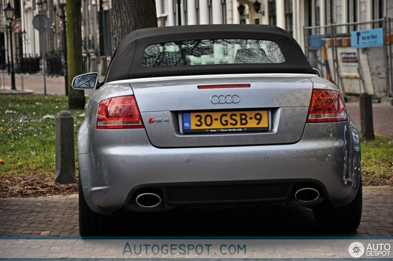 Audi RS4 Cabriolet