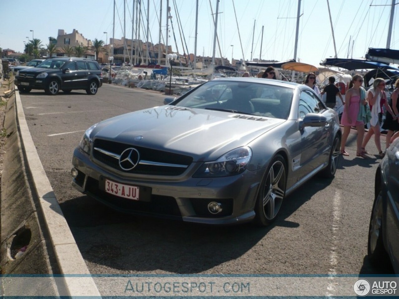 Mercedes-Benz SL 63 AMG