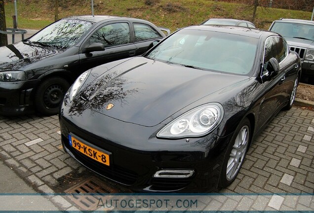 Porsche 970 Panamera Turbo MkI