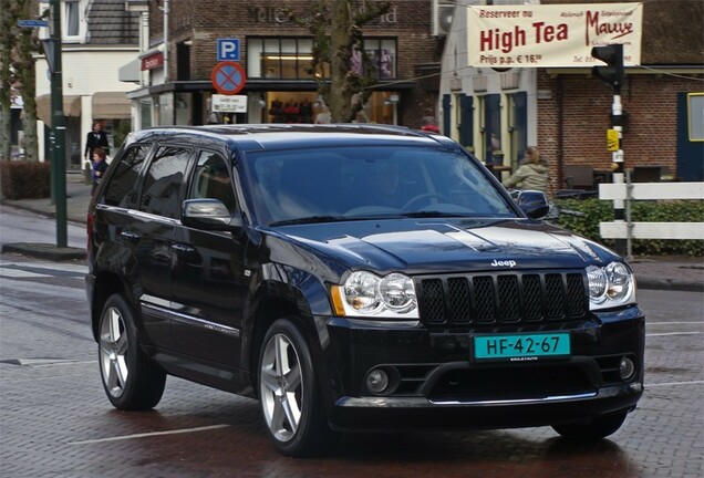 Jeep Grand Cherokee SRT-8 2005