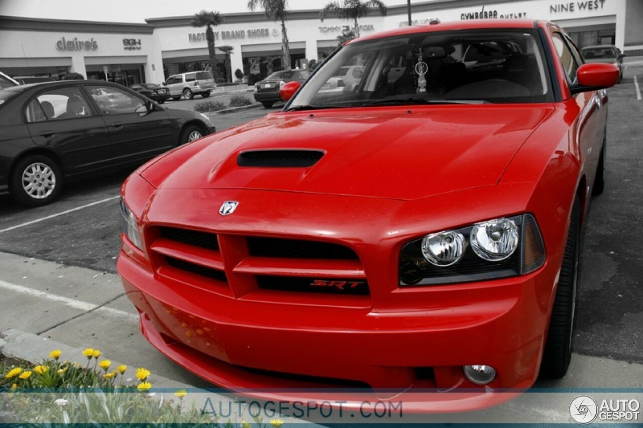 Dodge Charger SRT-8