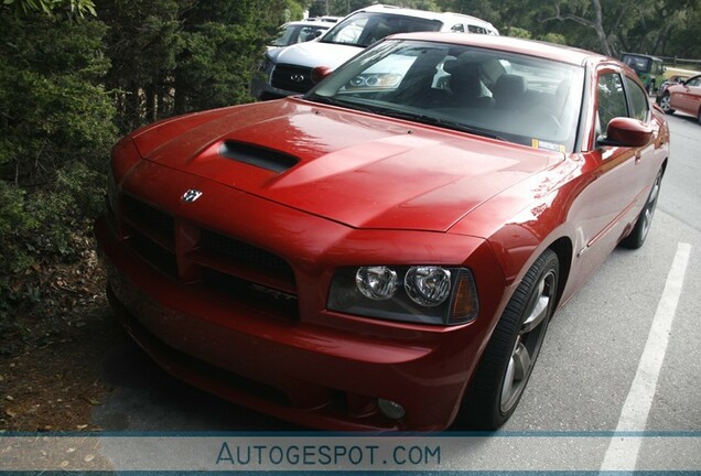 Dodge Charger SRT-8