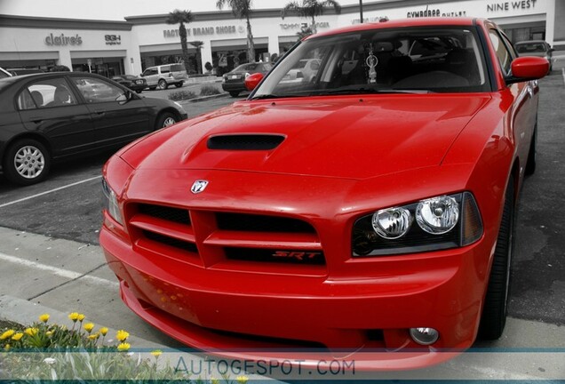 Dodge Charger SRT-8