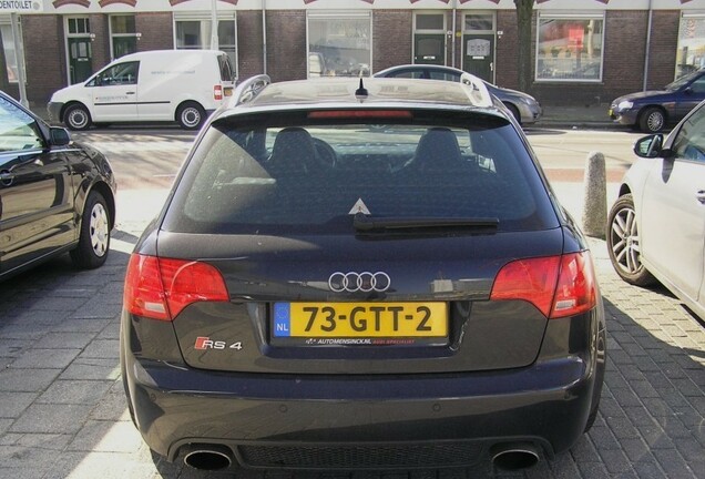 Audi RS4 Avant B7