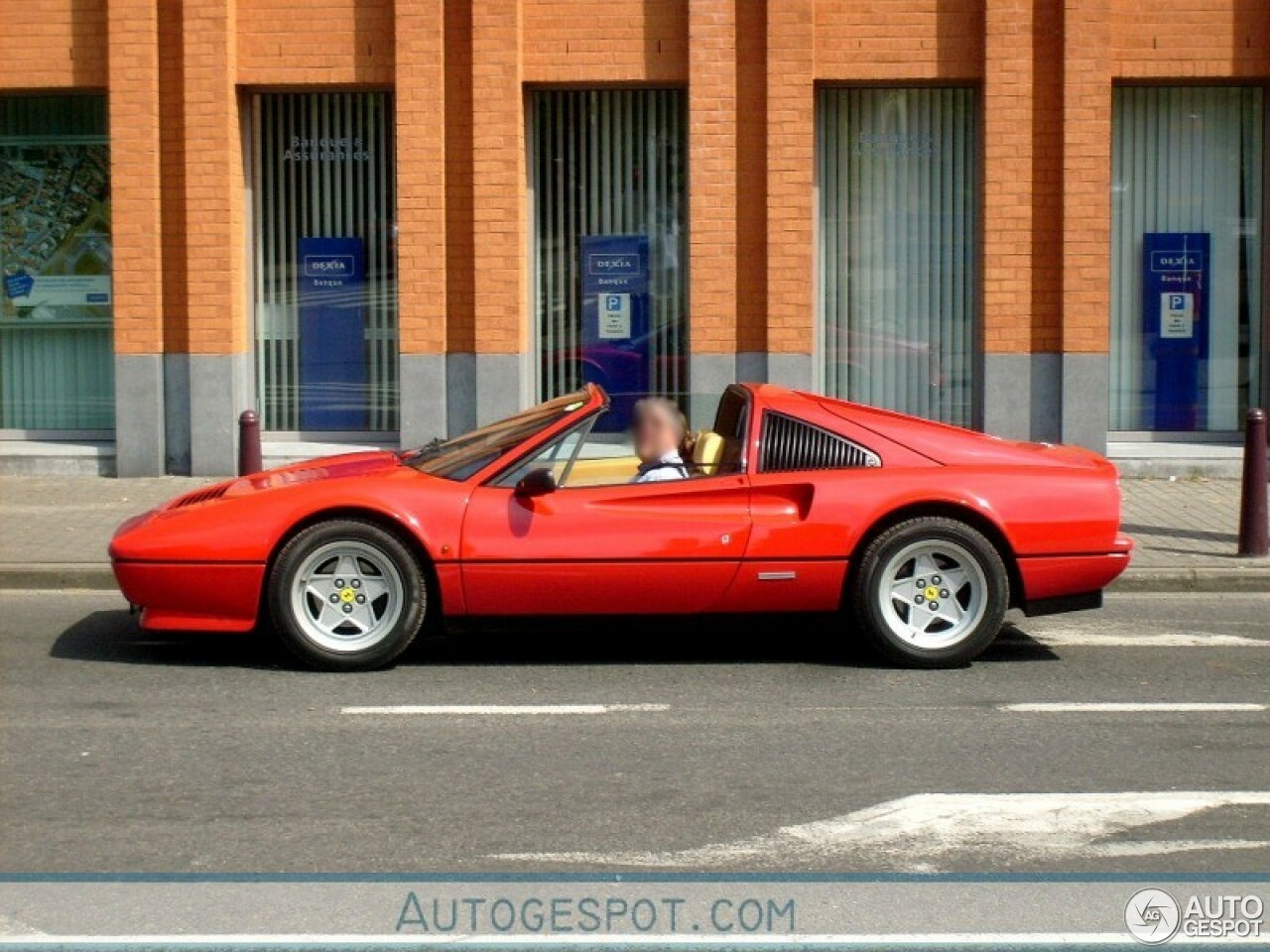 Ferrari 328 GTS