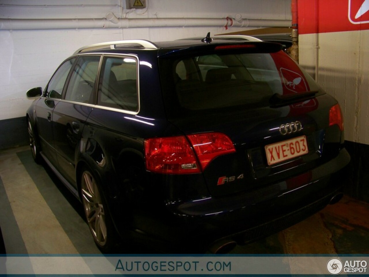 Audi RS4 Avant B7