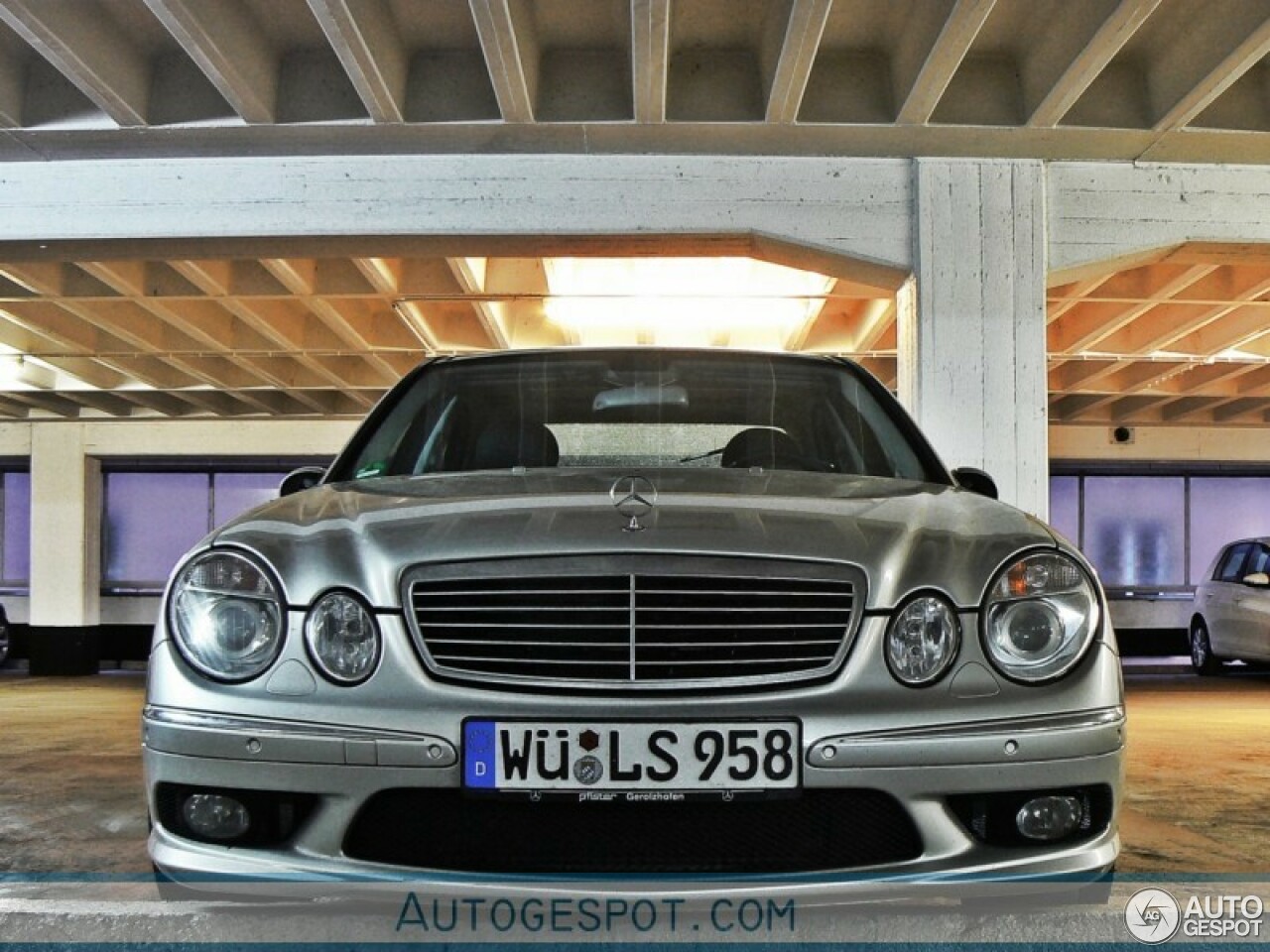 Mercedes-Benz E 55 AMG