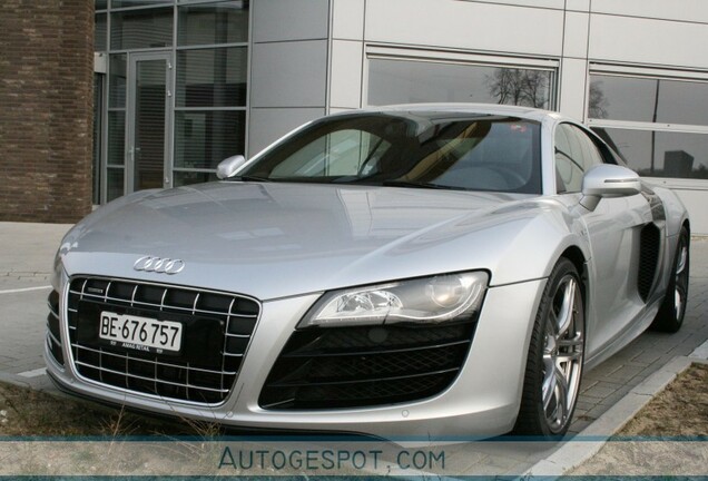 Audi R8 V10