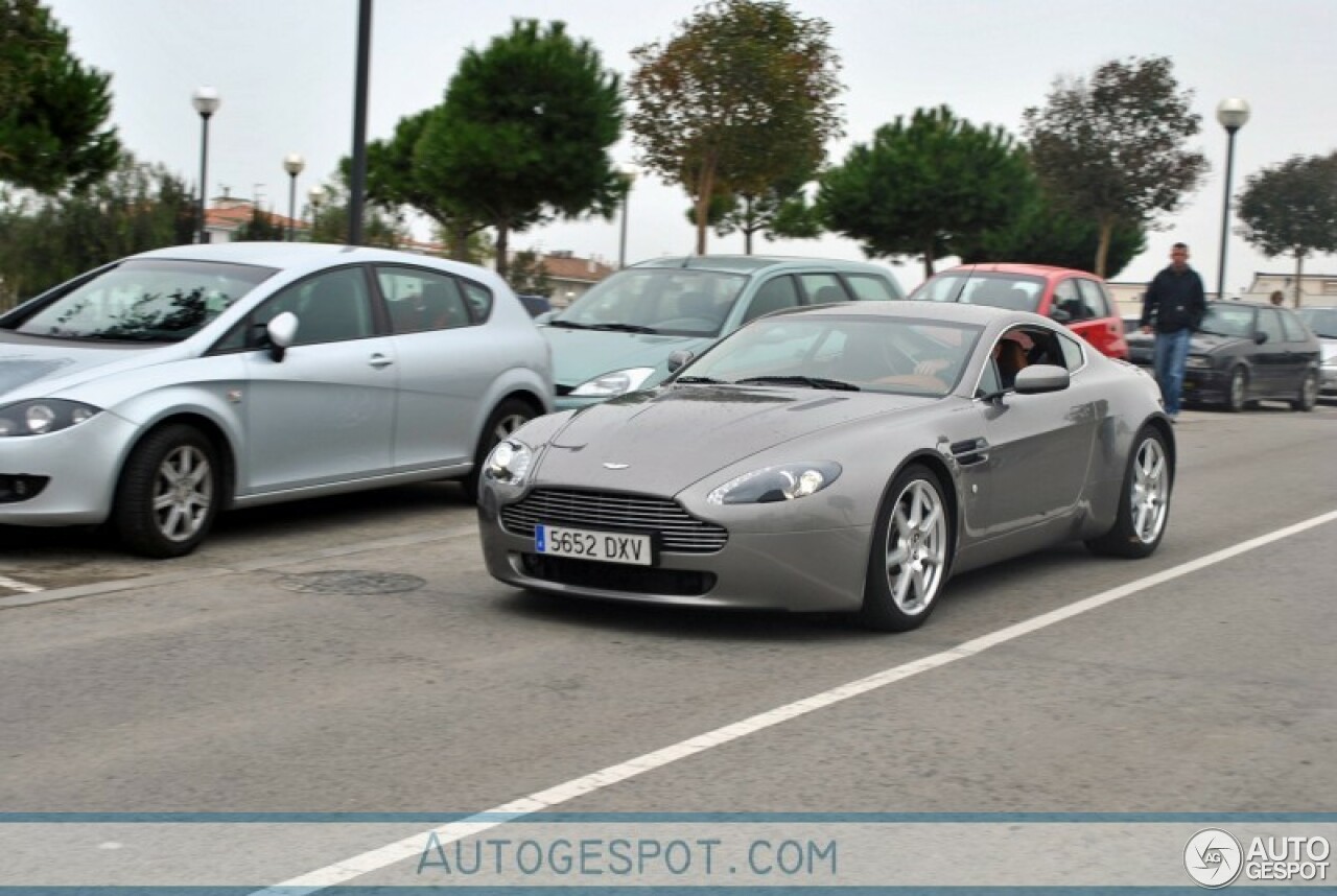 Aston Martin V8 Vantage