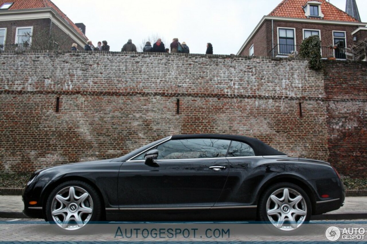 Bentley Continental GTC