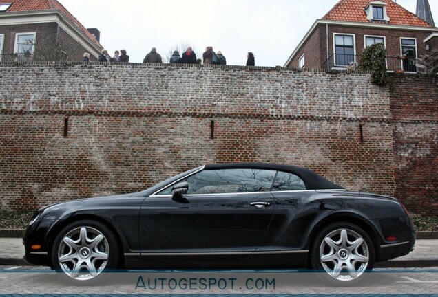 Bentley Continental GTC