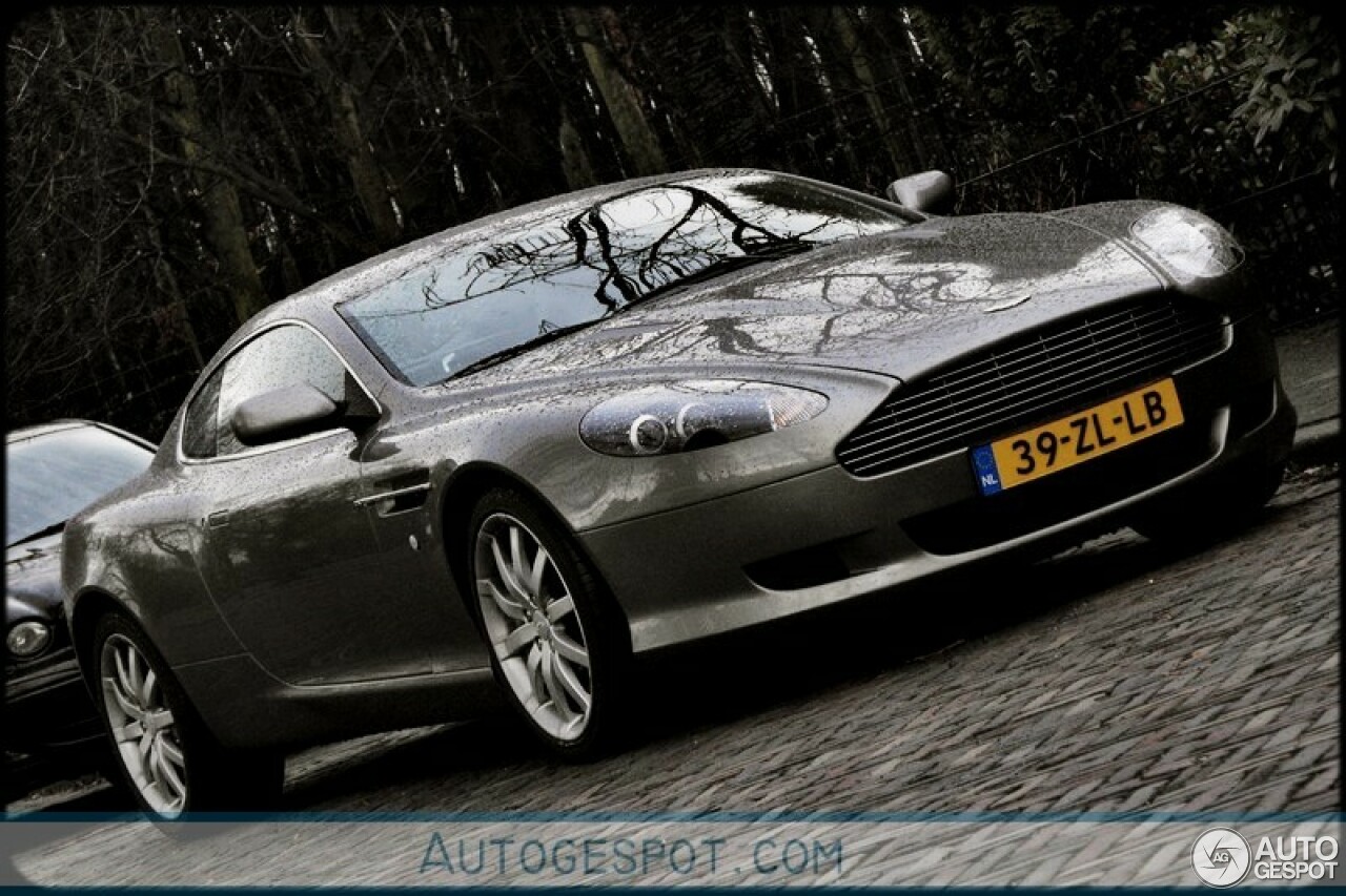 Aston Martin DB9