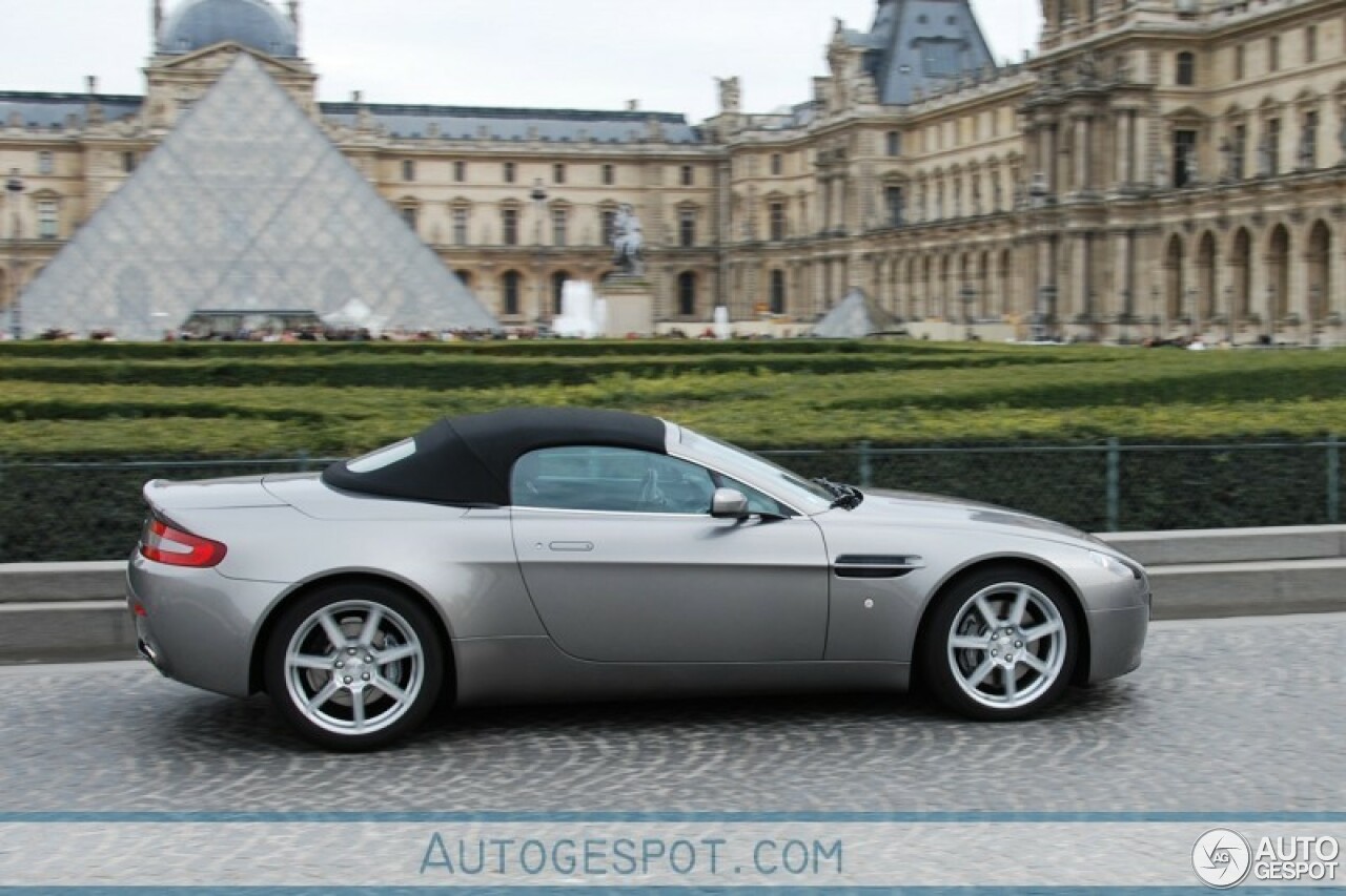 Aston Martin V8 Vantage Roadster