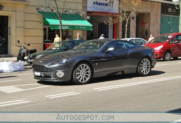 Aston Martin Vanquish S