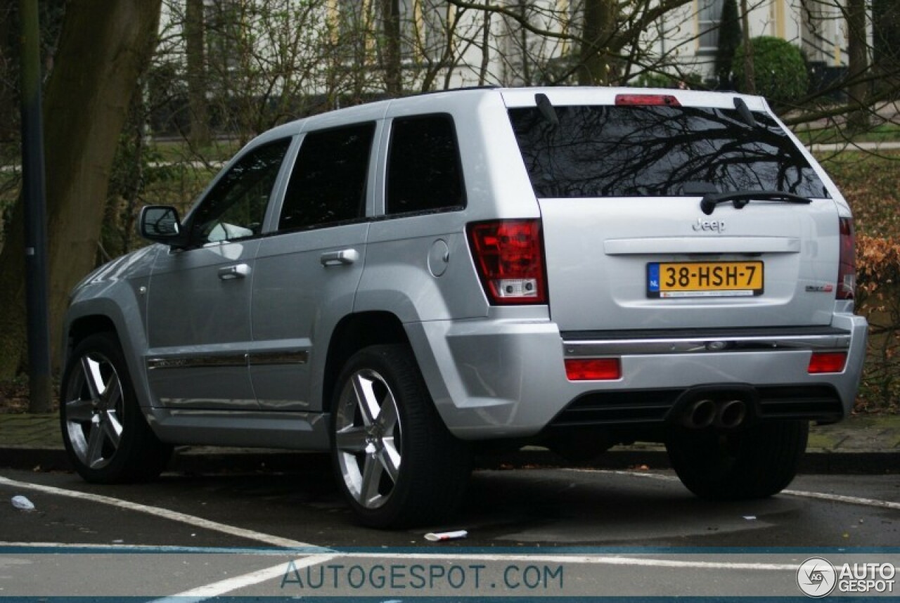 Jeep Grand Cherokee SRT-8 2005