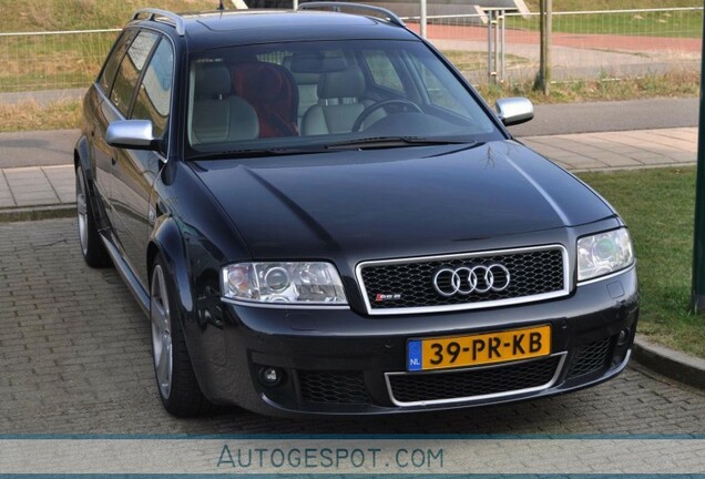 Audi RS6 Avant C5