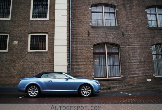 Bentley Continental GTC