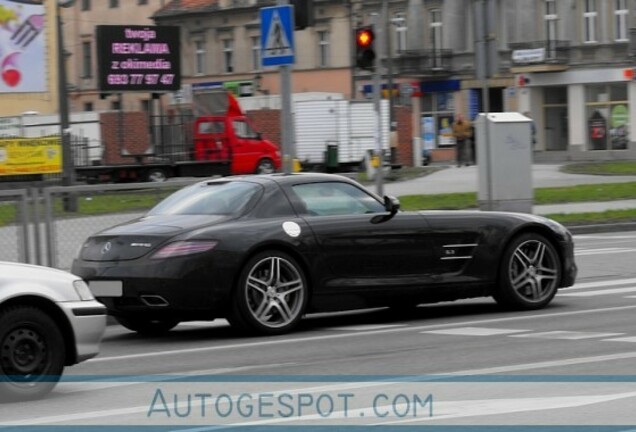 Mercedes-Benz SLS AMG