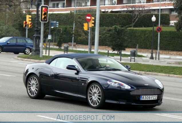 Aston Martin DB9 Volante