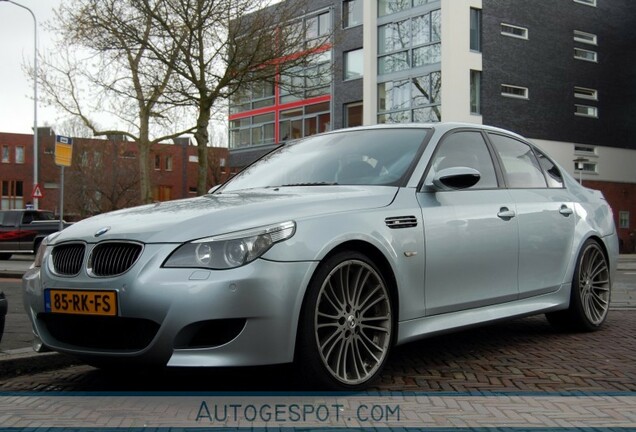 BMW M5 E60 2005