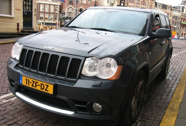 Jeep Grand Cherokee SRT-8 2005