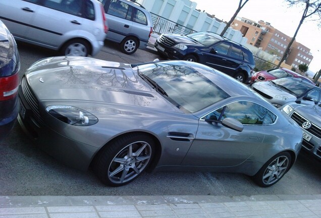 Aston Martin V8 Vantage