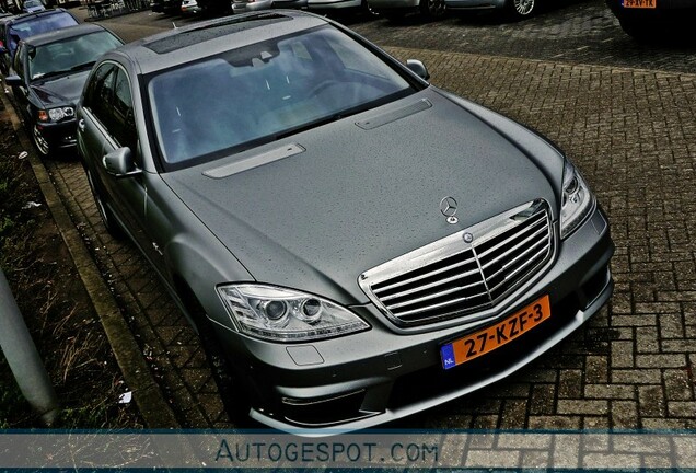 Mercedes-Benz S 63 AMG W221 2010