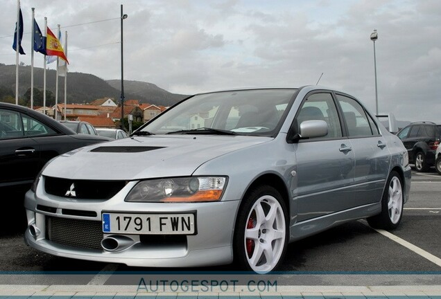 Mitsubishi Lancer Evolution IX