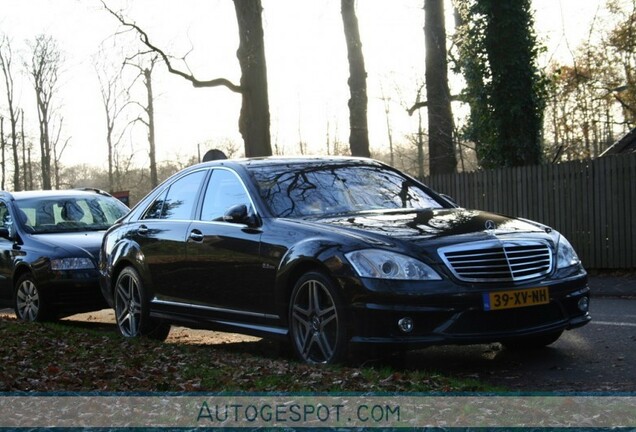 Mercedes-Benz S 63 AMG W221