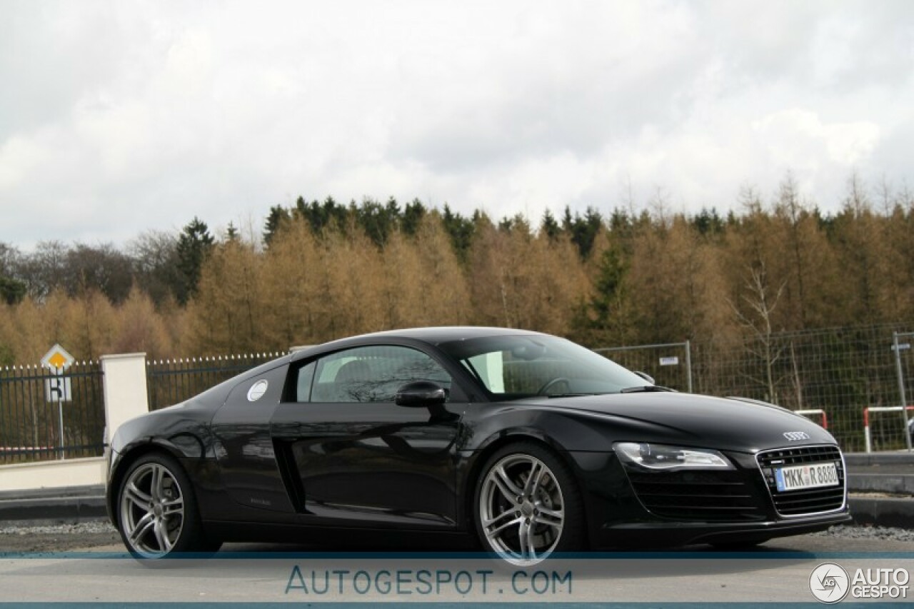 Audi R8