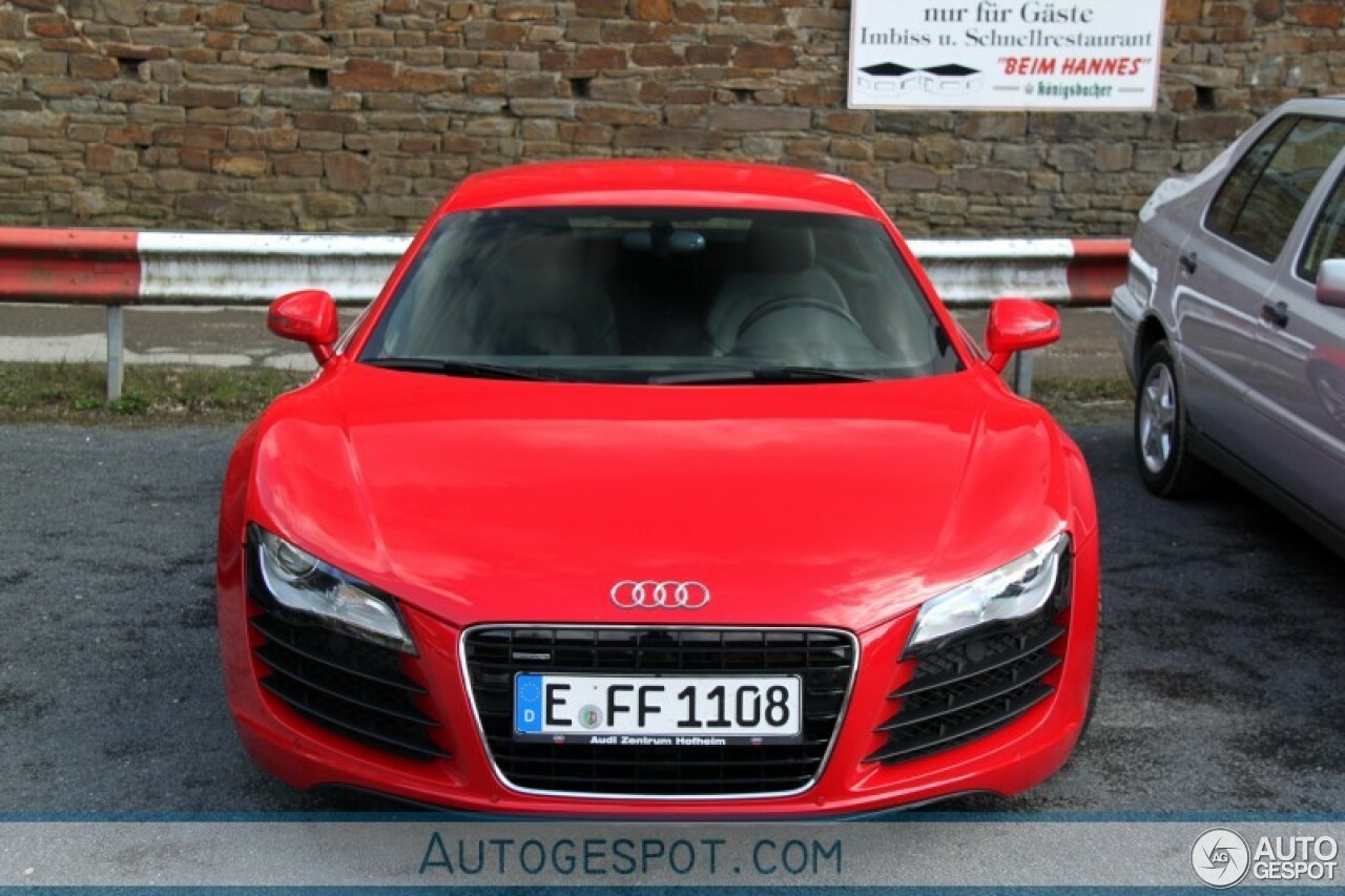 Audi R8