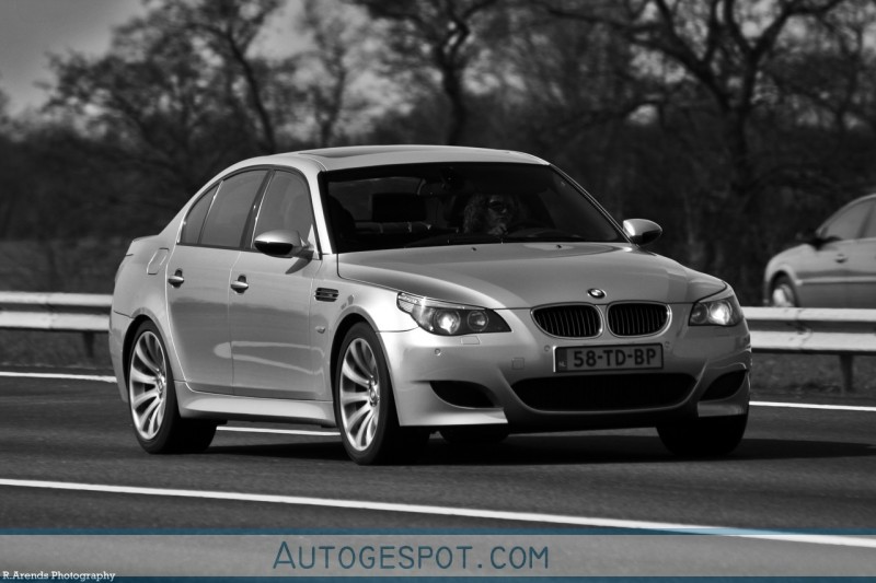 BMW M5 E60 2005