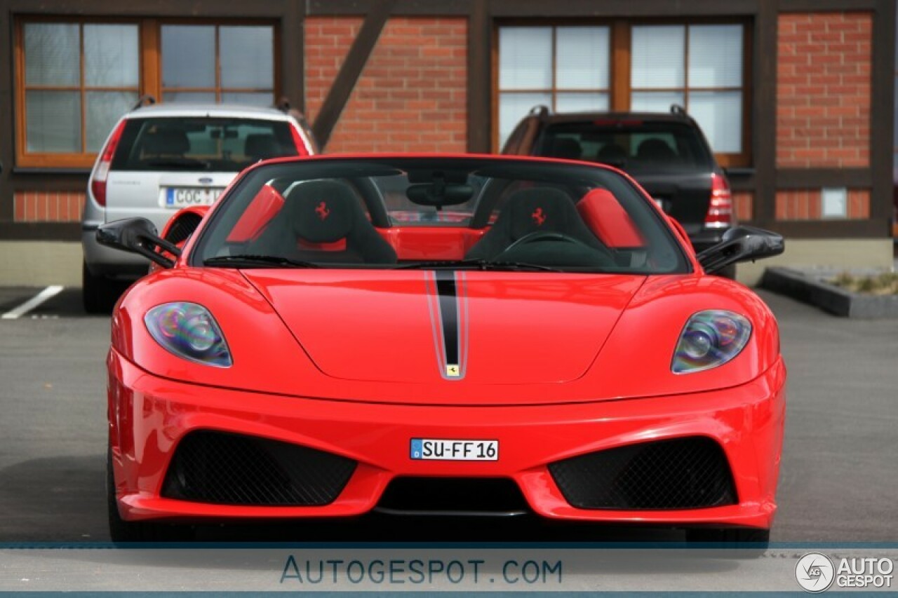 Ferrari Scuderia Spider 16M