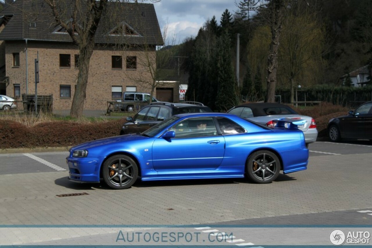 Nissan Skyline R34 GT-R V-Spec