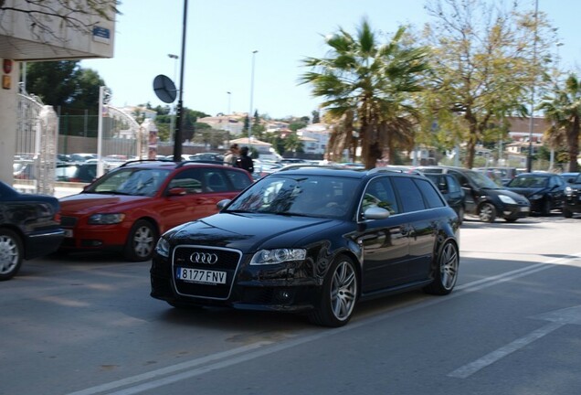 Audi RS4 Avant B7