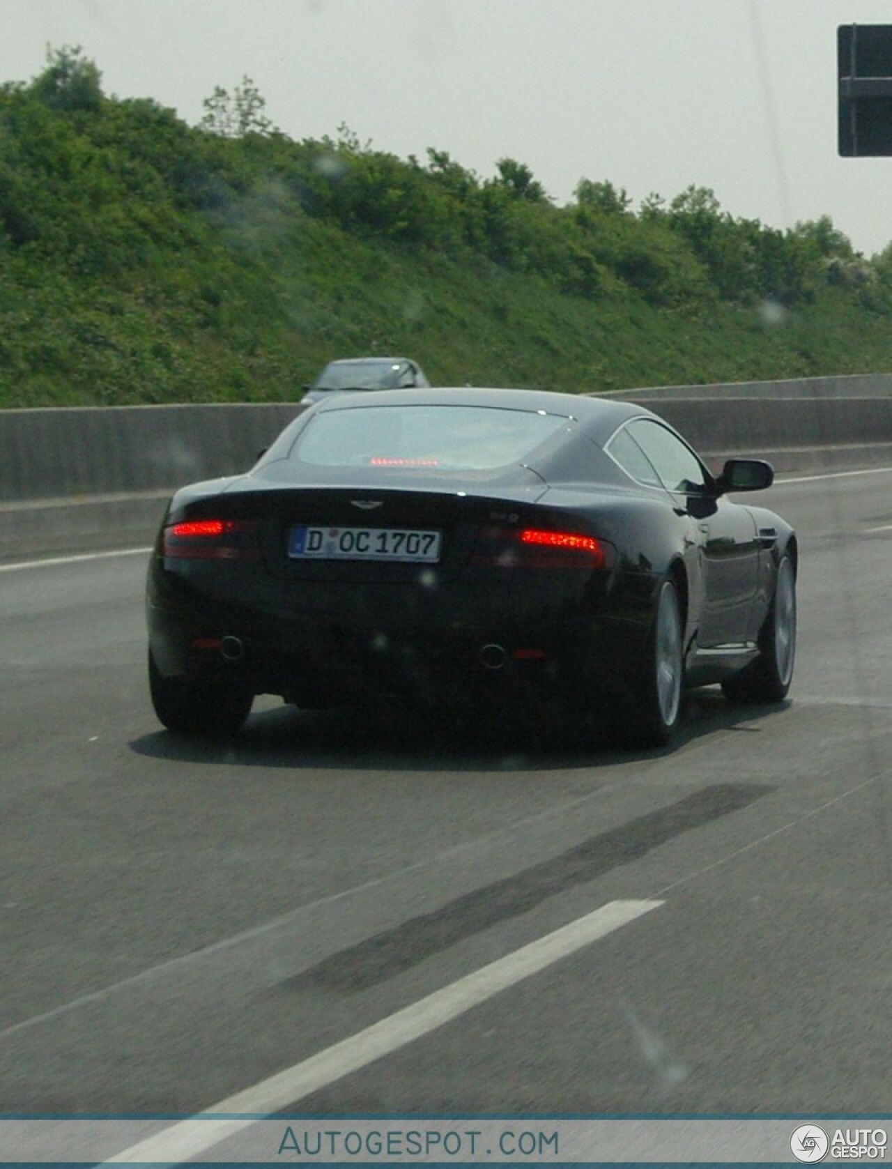 Aston Martin DB9