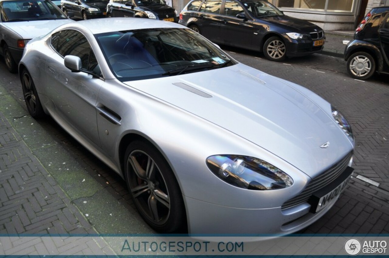 Aston Martin V8 Vantage N400