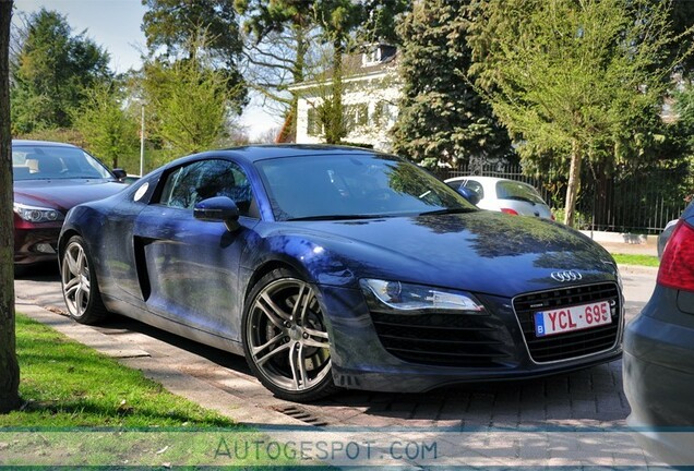 Audi R8