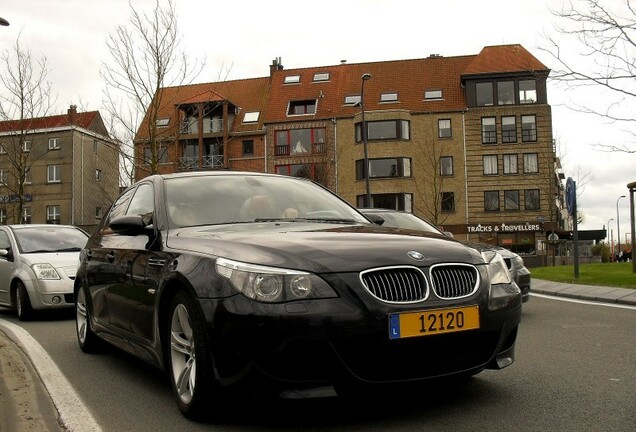 BMW M5 E60 2005