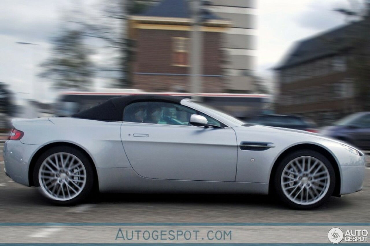 Aston Martin V8 Vantage Roadster